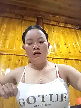 HeidyWillms – webcam model profile photo Image 9