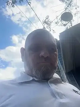 Perl44 – webcam model profile photo Image 6