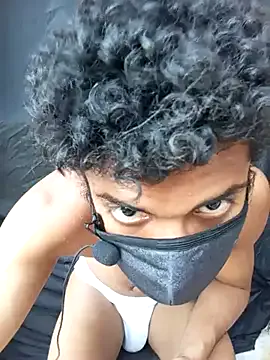 curlyhairboy_'s Thumb Image