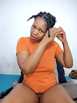 DDarkoh – webcam model profile photo Image 9