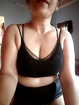 DeliaMarlow – webcam model profile photo Image 11