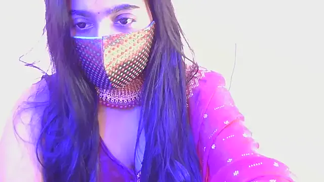 GlowingCheeks – webcam model profile photo Image 2