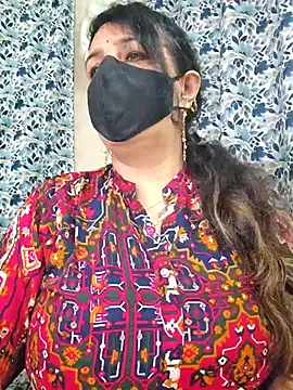 DeliaMarlow – webcam model profile photo Image 8