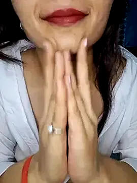 Sweetdalilaa – webcam model profile photo Image 3