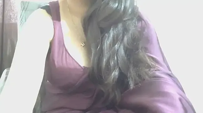 Sweetdalilaa – webcam model profile photo Image 2