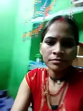 DeliaMarlow – webcam model profile photo Image 4