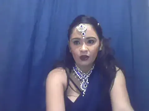 LiaRussel – webcam model profile photo Image 10