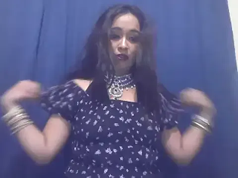 LiaRussel – webcam model profile photo Image 8