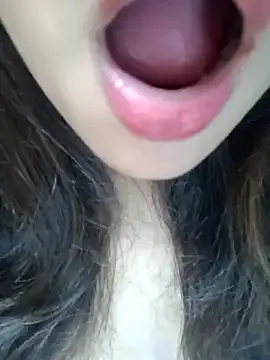 Belle___ – webcam model profile photo Image 11