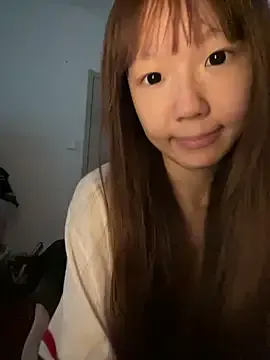 LuccyMilky – webcam model profile photo Image 18