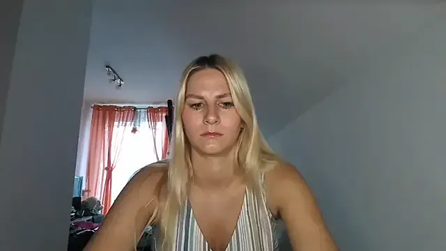 brendaliive – webcam model profile photo Image 13