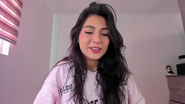 EmmaBrantt – webcam model profile photo Image 17