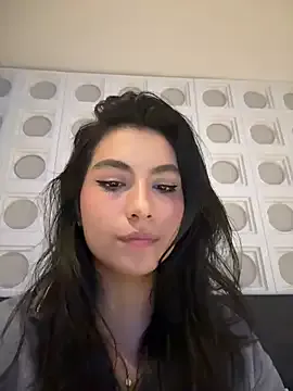 EmmaBrantt – webcam model profile photo Image 7