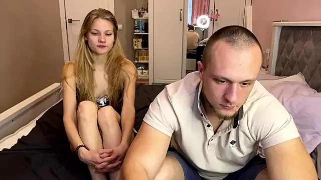 MixedBBWQueen – webcam model profile photo Image 12