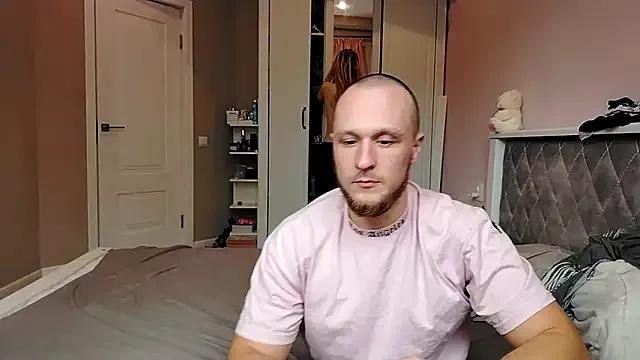 MixedBBWQueen – webcam model profile photo Image 5