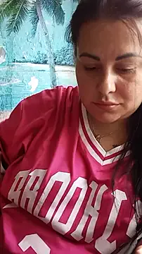 MartyDream – webcam model profile photo Image 5