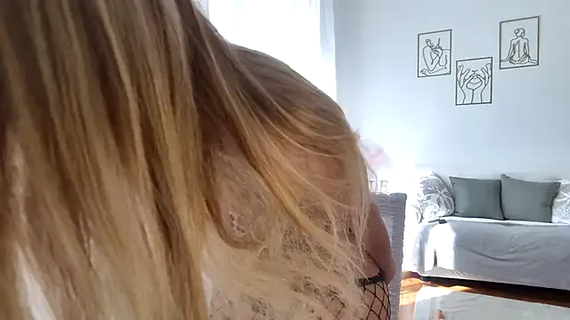 AngelicaBlues – webcam model profile photo Image 16