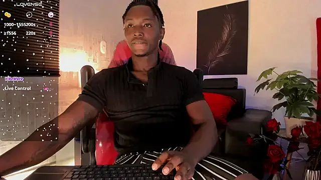 yreneshyy – webcam model profile photo Image 6