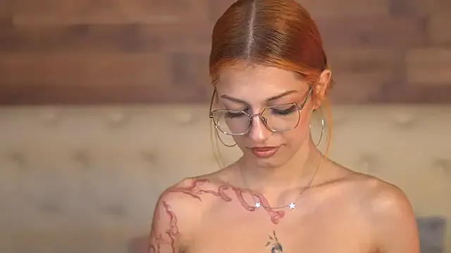 OctaviaFelicity – webcam model profile photo Image 8