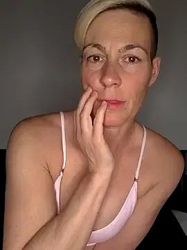 DarleenHot Image 5