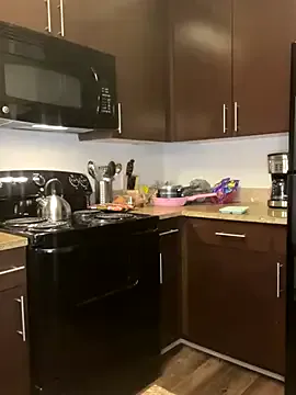 Emilia0606 – webcam model profile photo Image 12