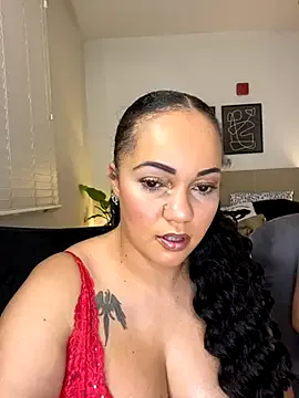 Emilia0606 – webcam model profile photo Image 15