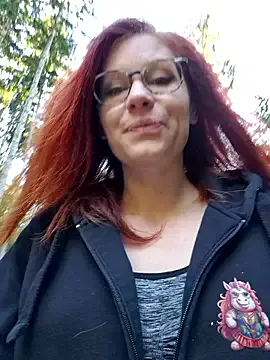 LoveOnStream – webcam model profile photo Image 14