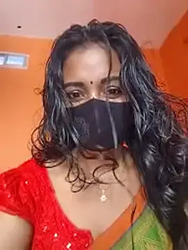 RoseDelic – webcam model profile photo Image 5