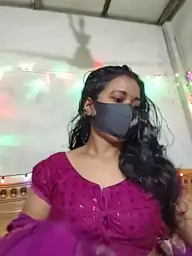 RoseDelic – webcam model profile photo Image 8