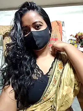 RoseDelic – webcam model profile photo Image 9