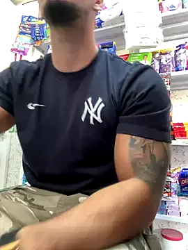 dirtypub – webcam model profile photo Image 10