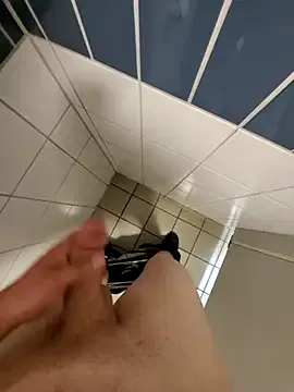 ChloeFox18 – webcam model profile photo Image 13