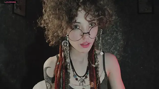 ZaraKnox – webcam model profile photo Image 19