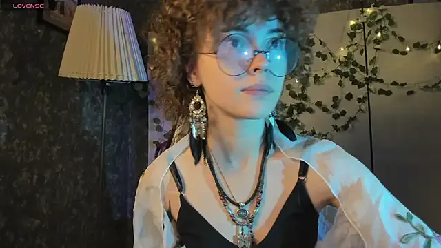 ZaraKnox – webcam model profile photo Image 6