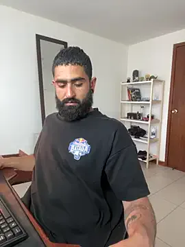 JadeHillss – webcam model profile photo Image 14