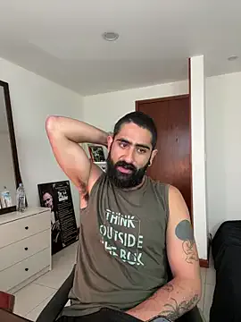 JadeHillss – webcam model profile photo Image 8