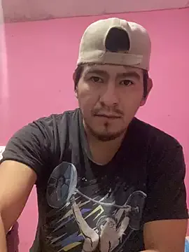 LunaBecket – webcam model profile photo Image 4