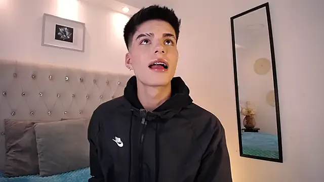 Dhalib – webcam model profile photo Image 4