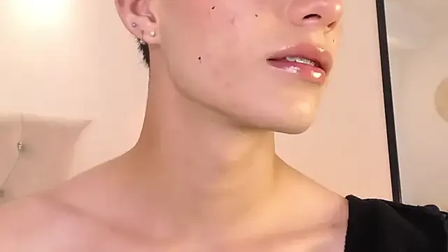 Dhalib – webcam model profile photo Image 7