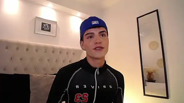 Dhalib – webcam model profile photo Image 8