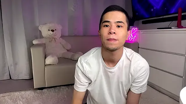 AriBelle – webcam model profile photo Image 13