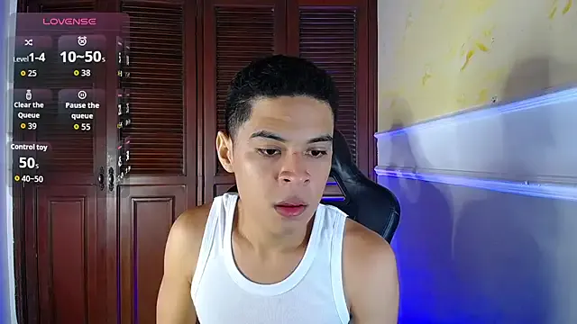 Rilley_Foxx – webcam model profile photo Image 11