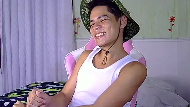 Rilley_Foxx – webcam model profile photo Image 4