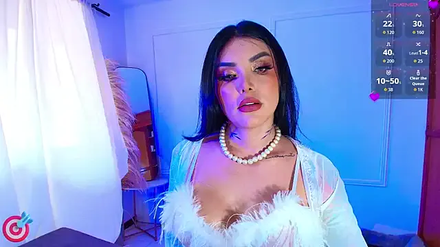 SaraDesireXO – webcam model profile photo Image 16