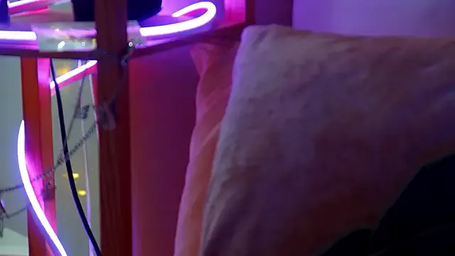 AnnieConnors – webcam model profile photo Image 14