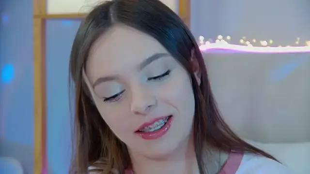 AnnieConnors – webcam model profile photo Image 5