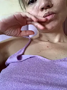 Topless tagged live sex cams