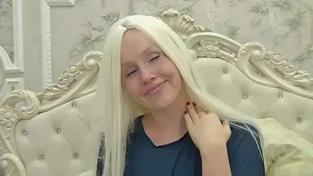 SexyMona – webcam model profile photo Image 14