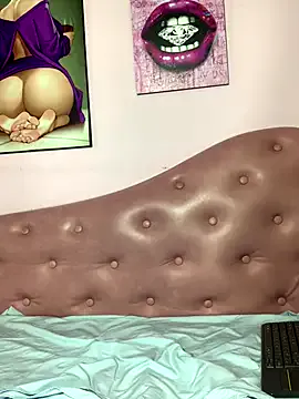 whorenolimitsxxx – webcam model profile photo Image 10