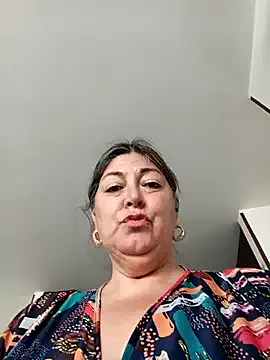SexyScarlett22 – webcam model profile photo Image 5